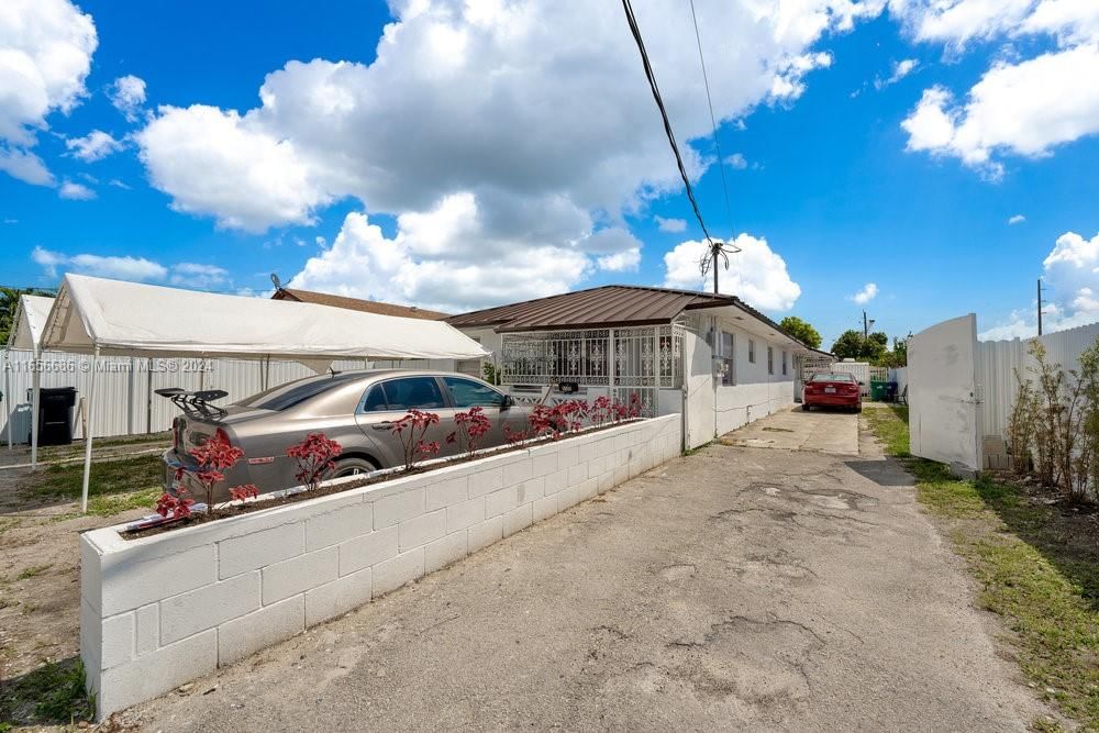 Real estate property located at 3132 27th St, Miami-Dade, RIVERSIDE MANOR, Miami, FL