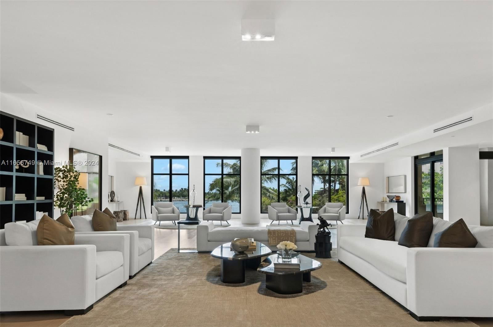 Real estate property located at 7025 Fisher Island Dr #7025, Miami-Dade, PALAZZO DEL SOL/DELLA LUN, Miami Beach, FL