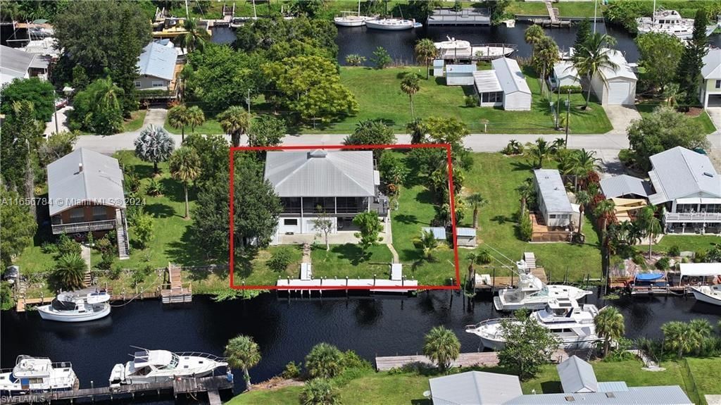 Real estate property located at 1102 Dolphin Lane, Glades, Turkey Creek, Moore Haven, FL