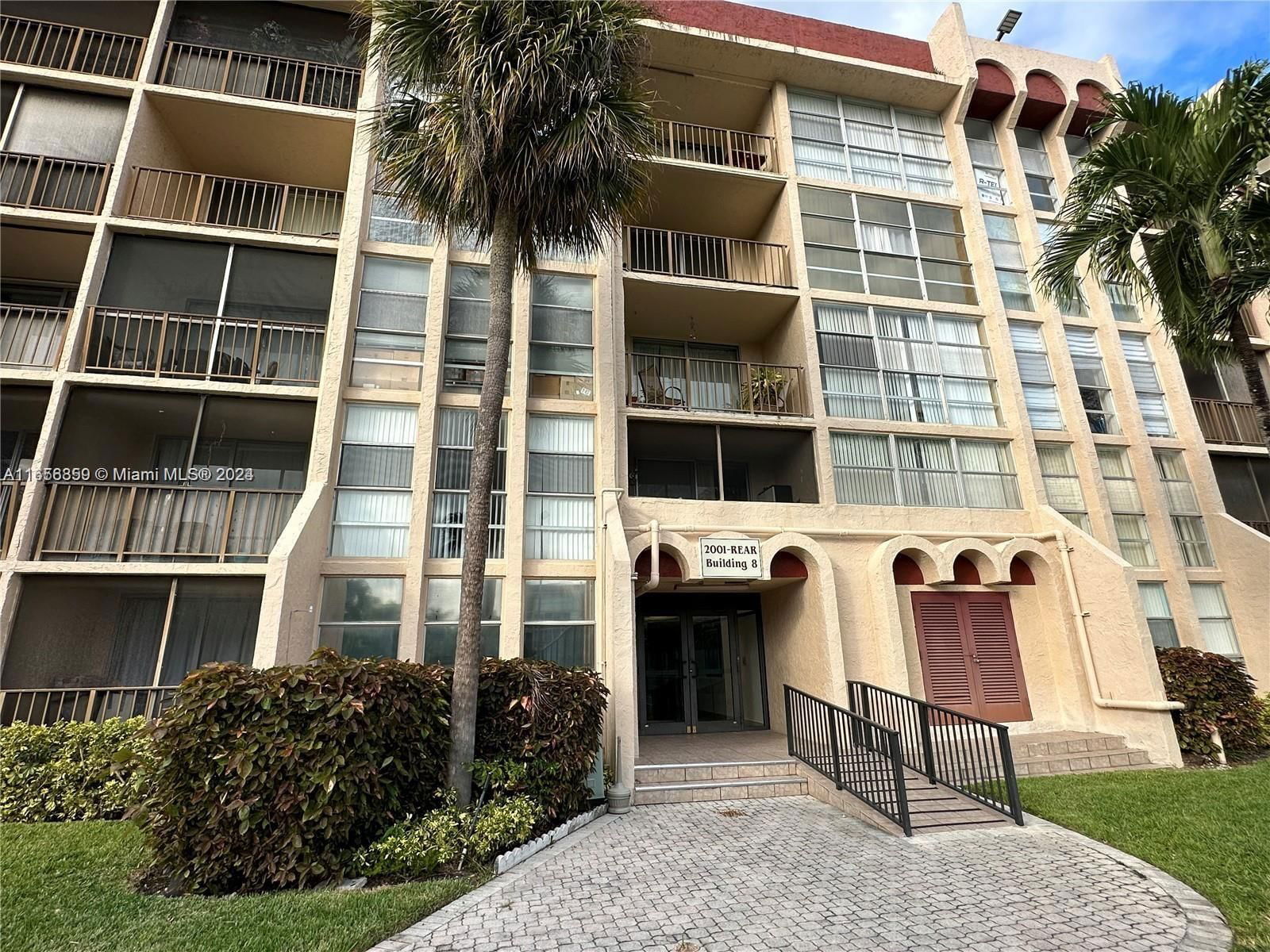 Real estate property located at 2001 Atlantic Shores #220, Broward, DESOTO PARK NORTH CONDO, Hallandale Beach, FL