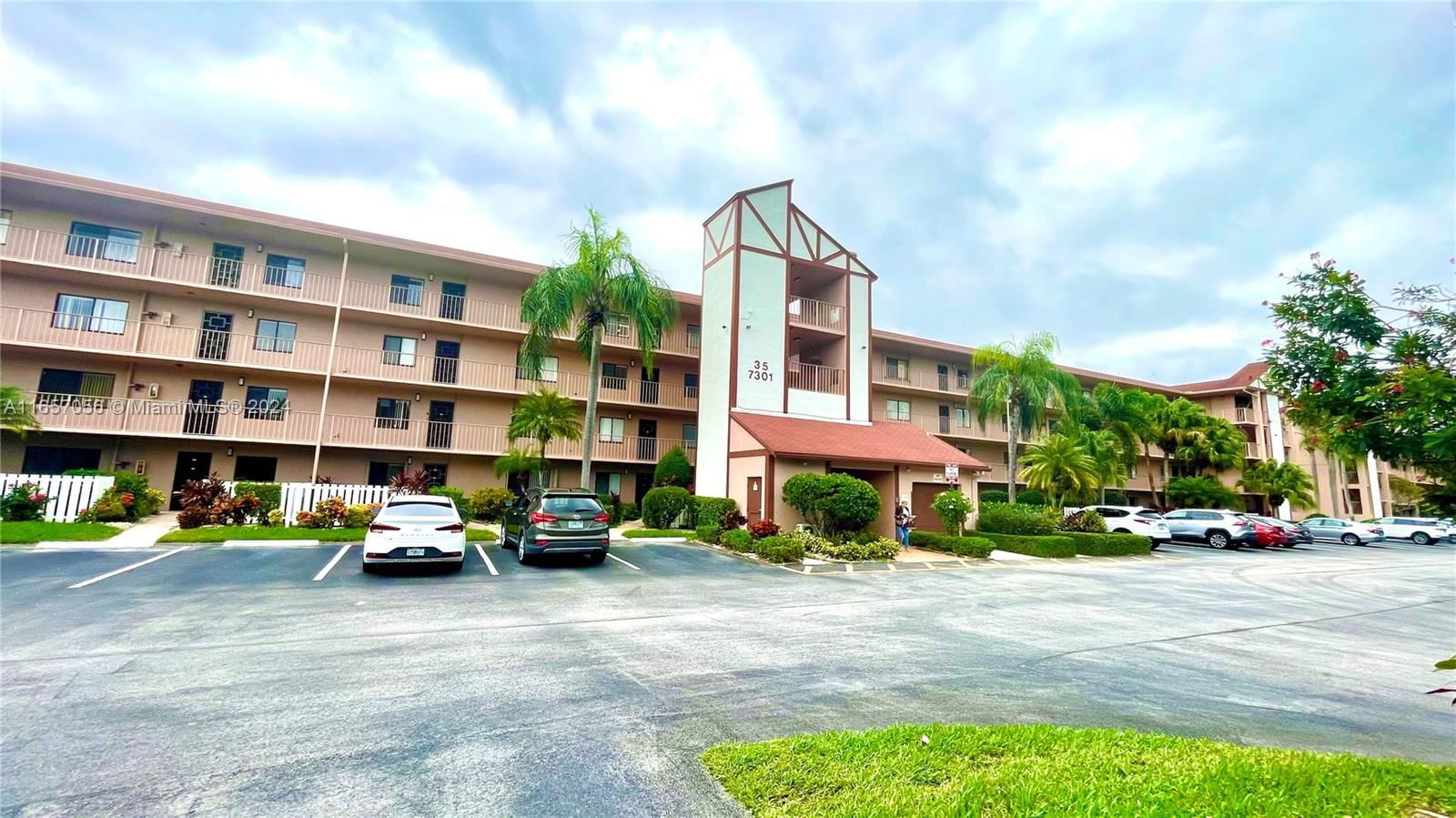 Real estate property located at 7301 Amberly Ln #409, Palm Beach, HUNTINGTON LAKES SEC FOUR, Delray Beach, FL