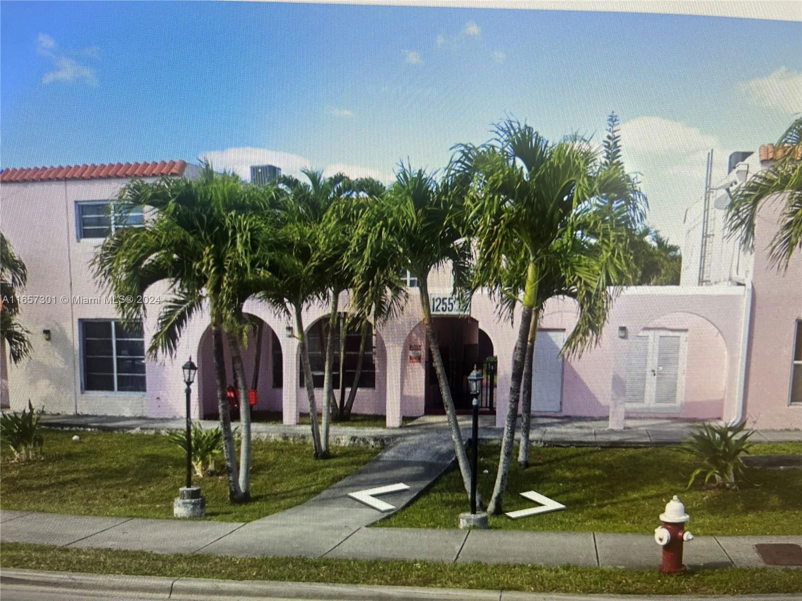 Real estate property located at 1255 53rd St #324, Miami-Dade, WESTLAND PLAZA CONDO, Hialeah, FL