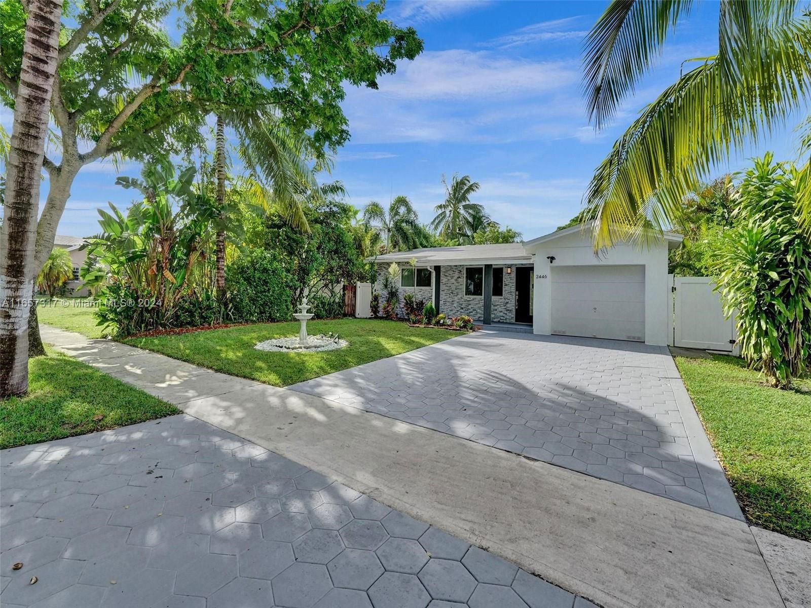 Real estate property located at 2446 Fillmore St, Broward, HOLLYWOOD LITTLE RANCHES, Hollywood, FL