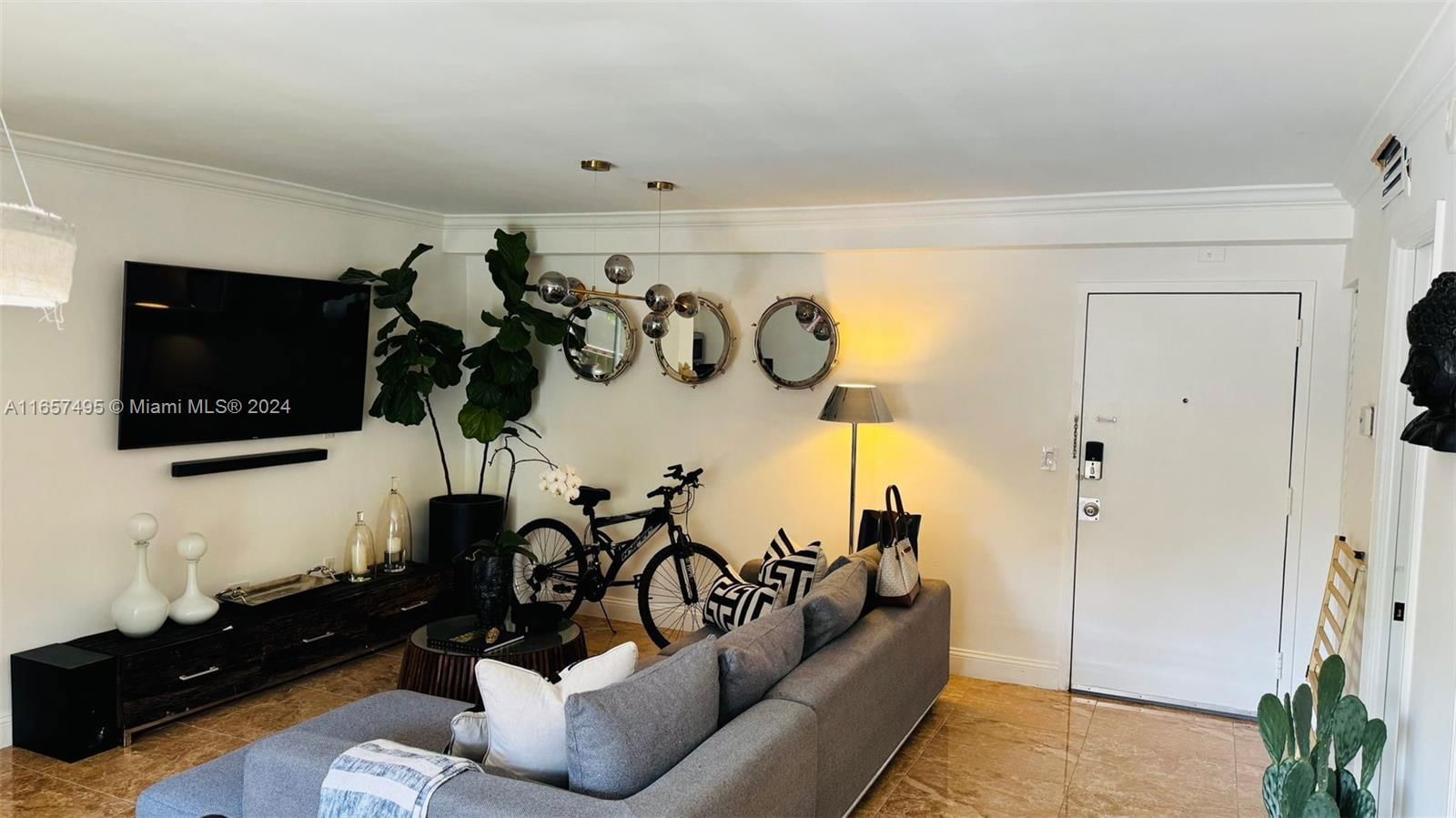 Real estate property located at 4713 7th St #205-1, Miami-Dade, SUNSET VILLAS CONDO, Miami, FL