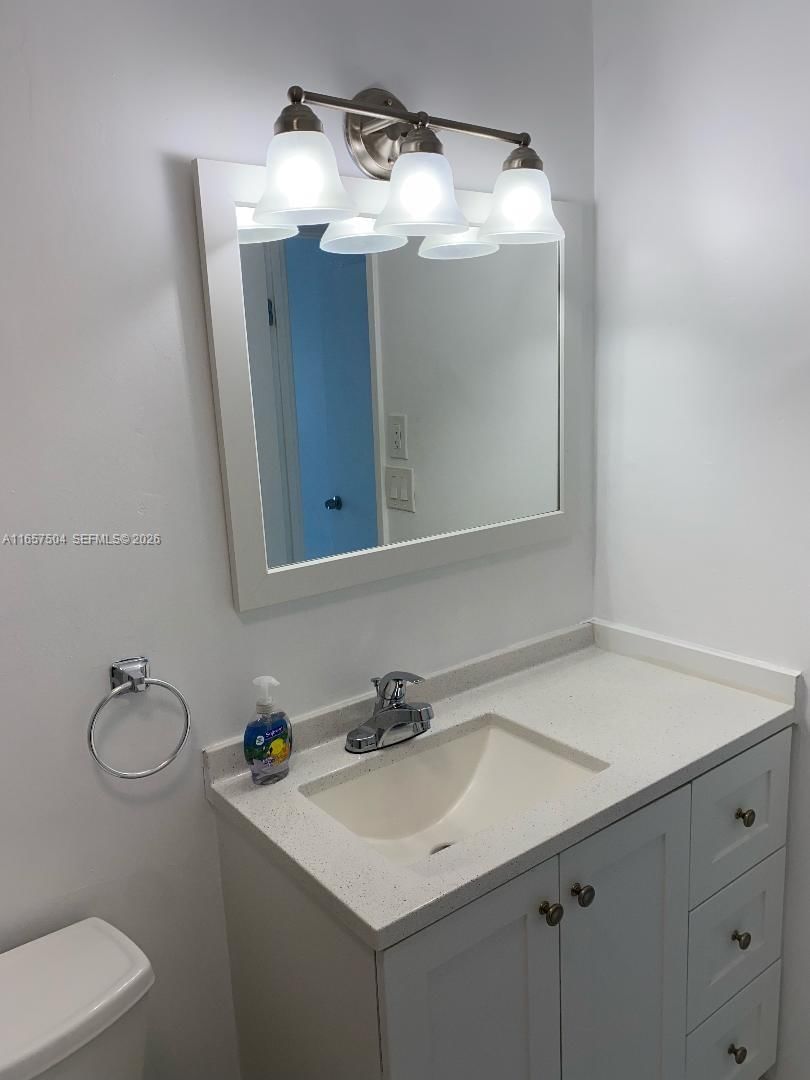 Real estate property located at 400 Kings Point Dr #328, Miami-dade, Coastal Towers Condo, Sunny Isles Beach, FL