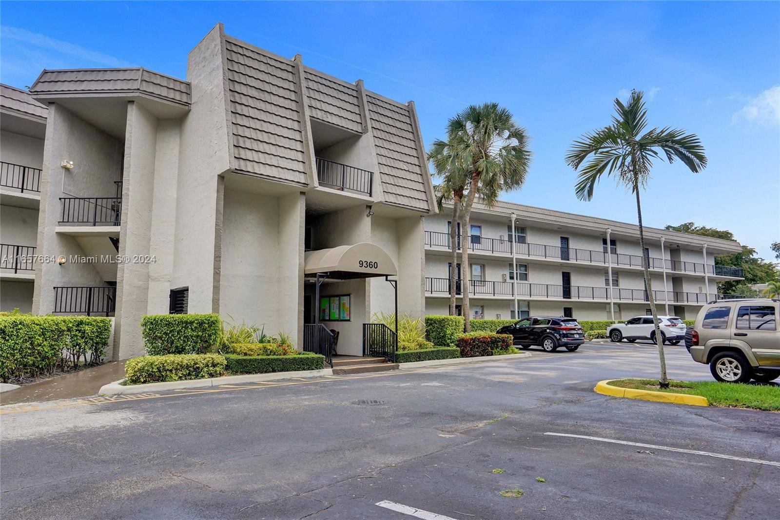 Real estate property located at 9360 Lime Bay Blvd #209, Broward, LIME BAY CONDOMINIUM 8, Tamarac, FL