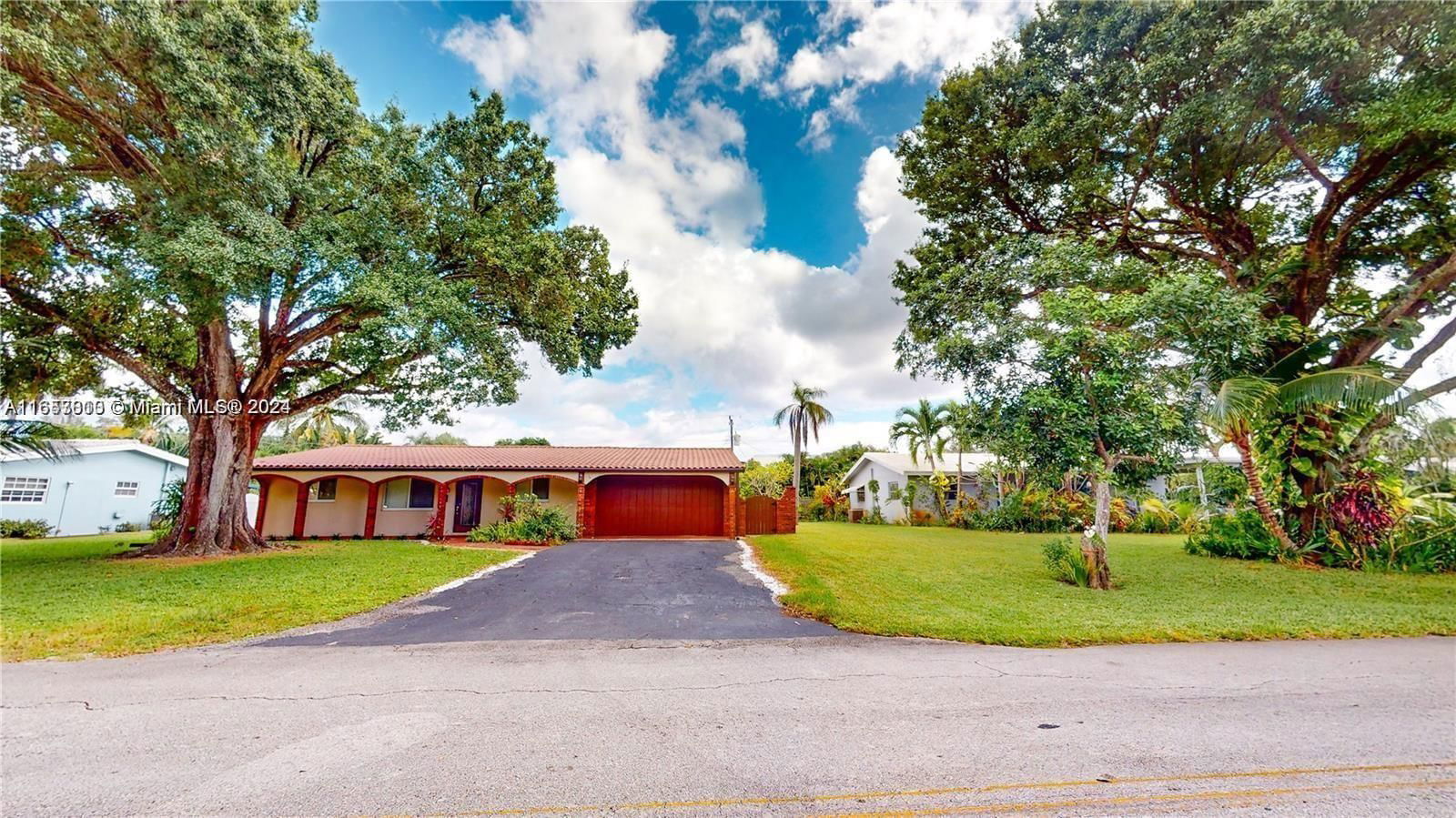 Real estate property located at 2116 3rd Ave, Broward, TROPICAL PALMS, Wilton Manors, FL