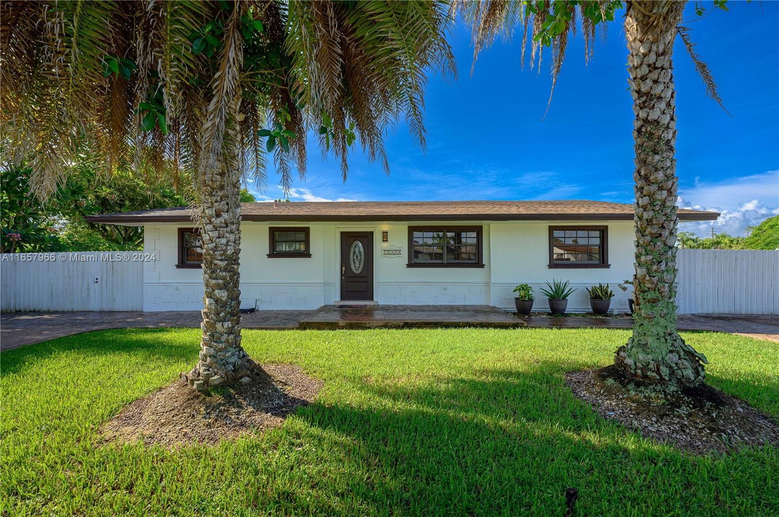 Real estate property located at 16544 295th St, Miami-Dade, CORONADO HEIGHTS SEC TWO, Homestead, FL