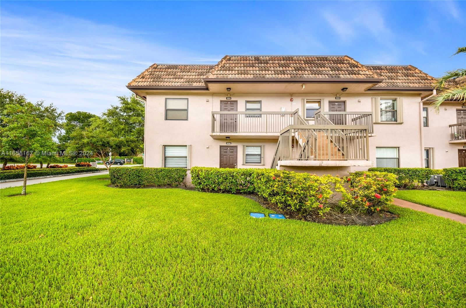 Real estate property located at 10540 10th St #101, Broward, FAIRVIEW AT PEMBROKE POIN, Pembroke Pines, FL