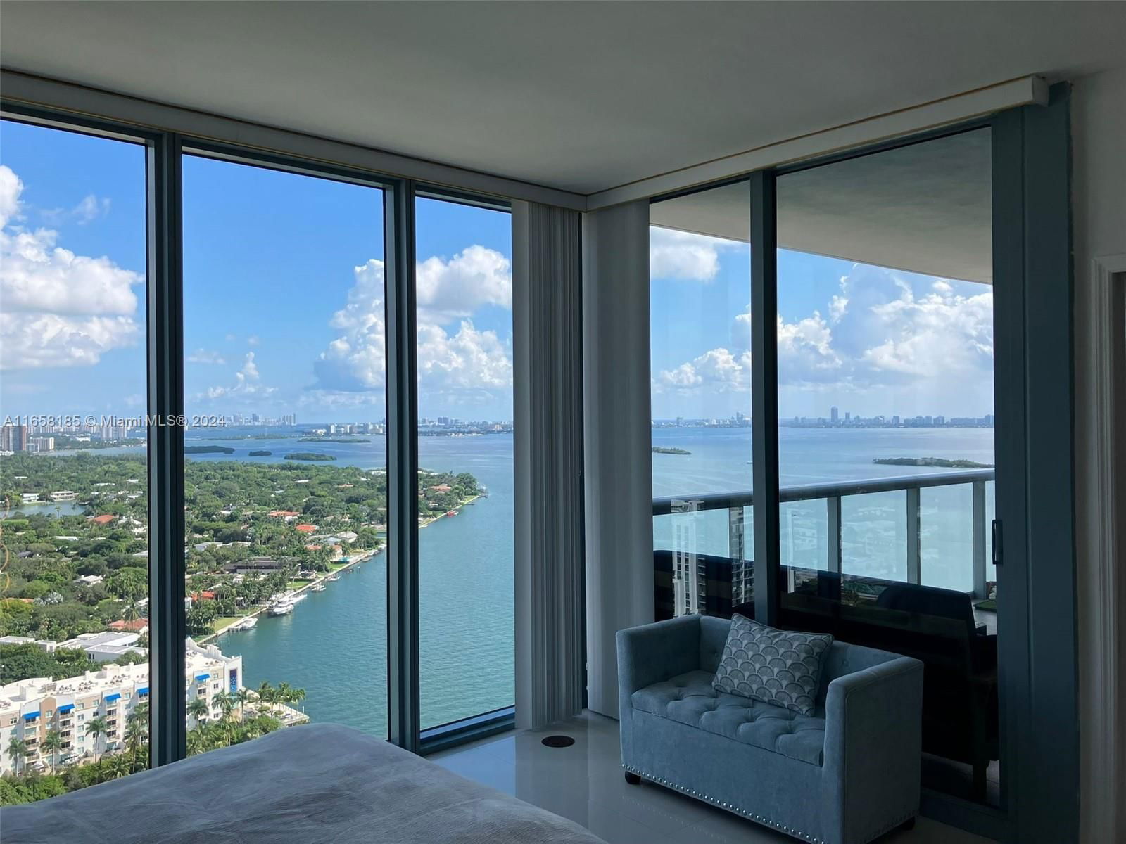 Real estate property located at 601 36th St #2904, Miami-Dade, BLUE CONDO, Miami, FL