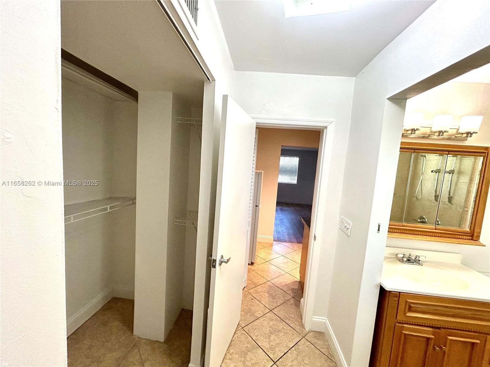 Real estate property located at 7601 16th Ter, Miami-dade, Harwood Village, Miami, FL