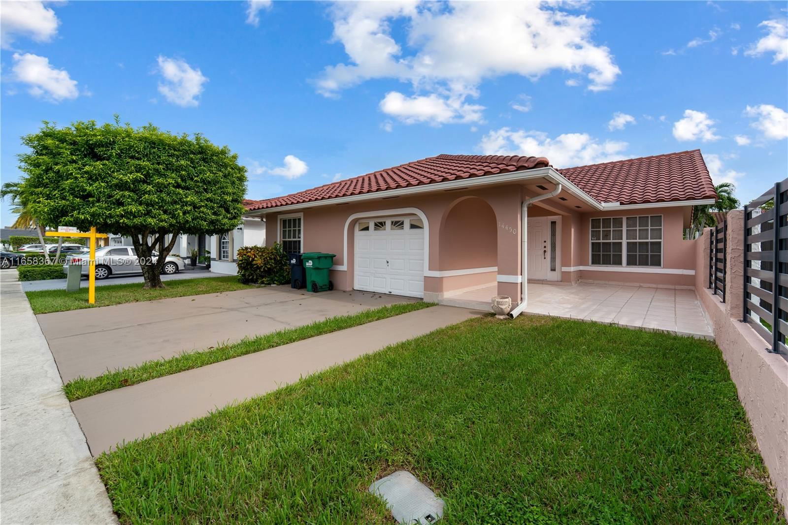 Real estate property located at 14450 114th St, Miami-Dade, CALIFORNIA HILLS, Miami, FL