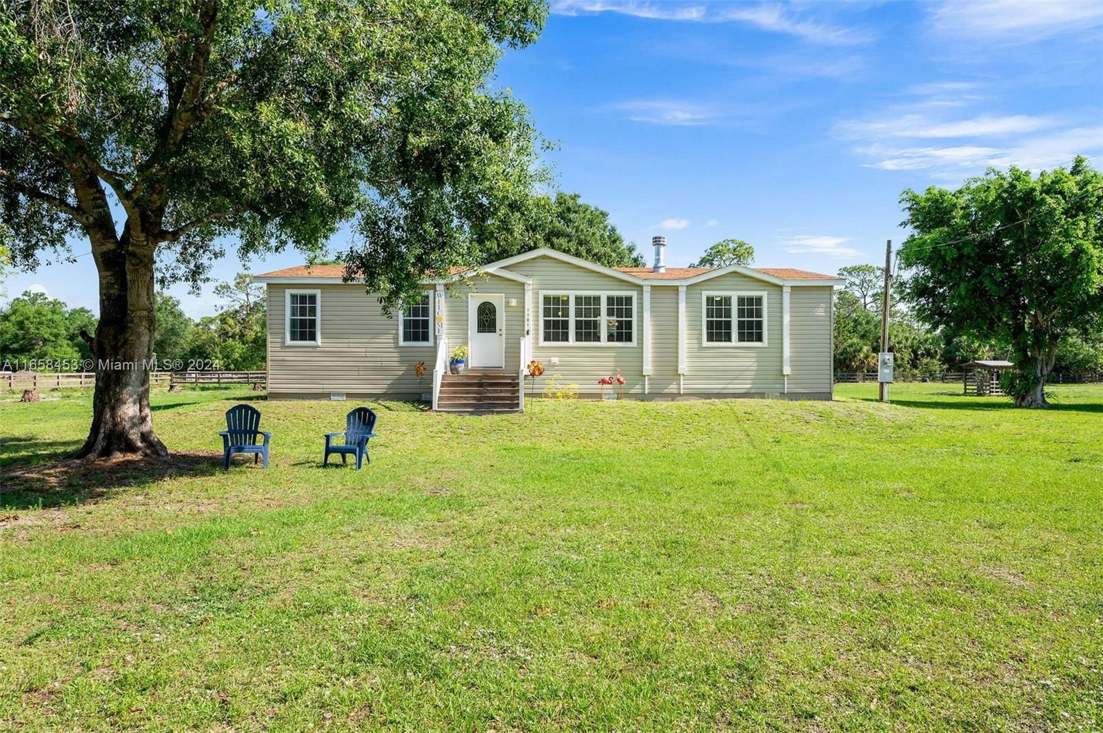 Real estate property located at 1101 Riviera AV, Hendry, PIONEER PLANTATION, Clewiston, FL