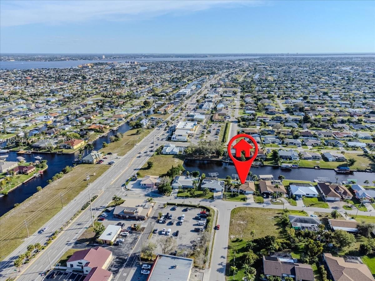 Real estate property located at 1510 SE 32nd St., Lee, Cape Coral, Cape Coral, FL