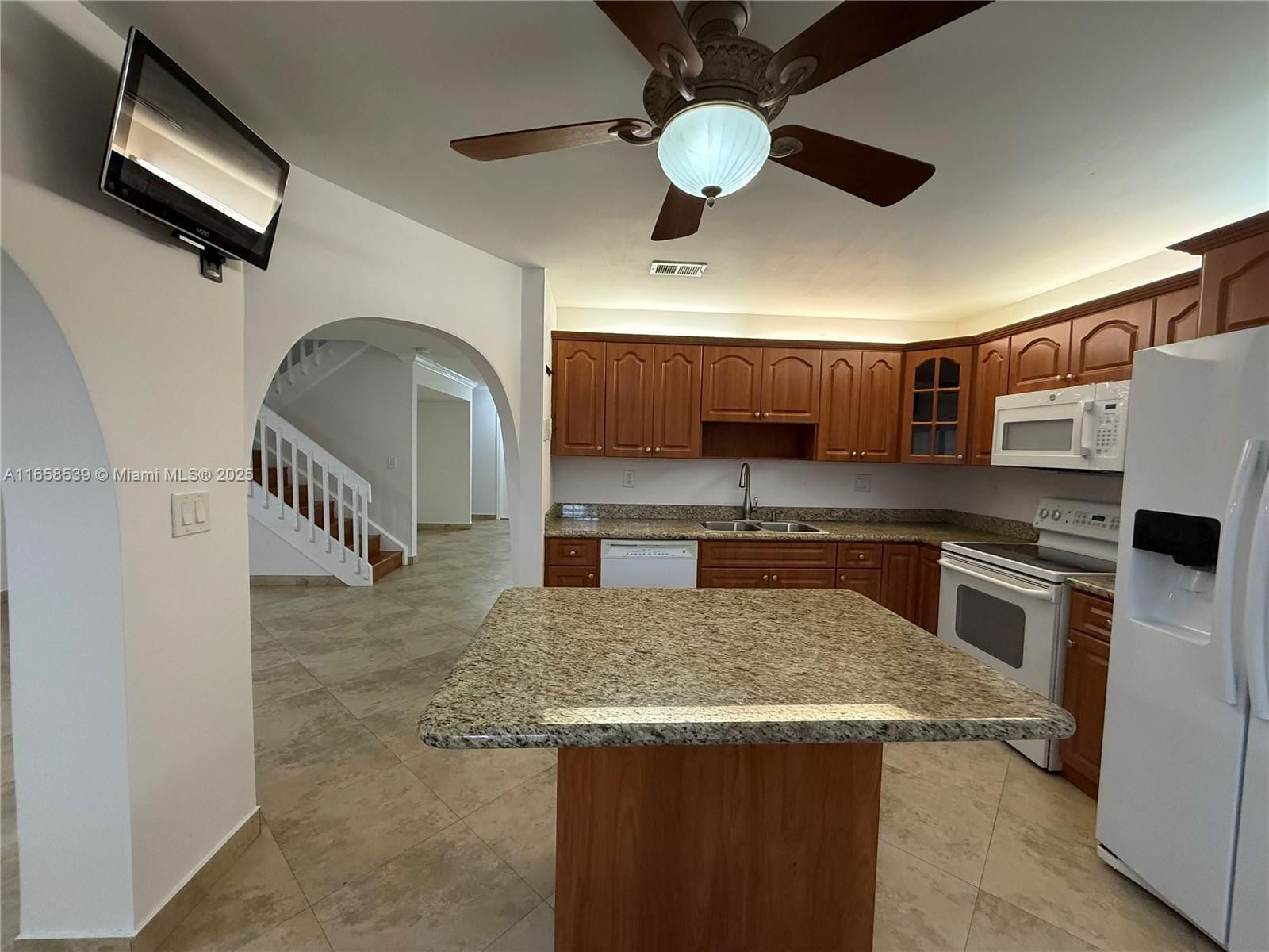 Real estate property located at 14267 97th Ter, Miami-dade, La Jolla West, Miami, FL