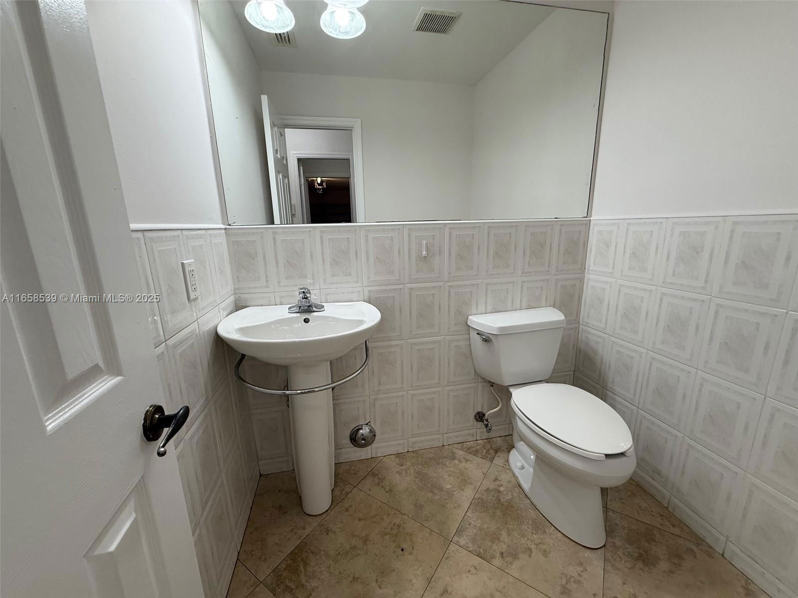 Real estate property located at 14267 97th Ter, Miami-dade, La Jolla West, Miami, FL