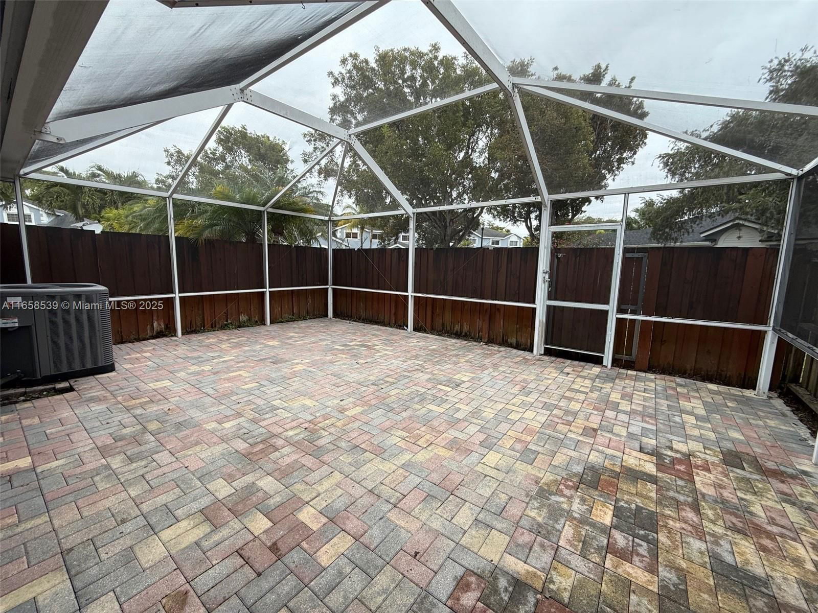 Real estate property located at 14267 97th Ter, Miami-dade, La Jolla West, Miami, FL