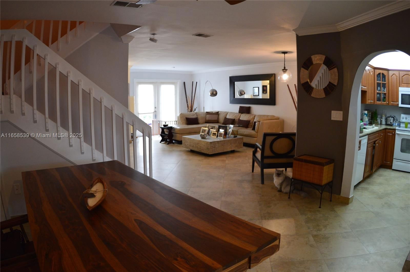 Real estate property located at 14267 97th Ter, Miami-dade, La Jolla West, Miami, FL