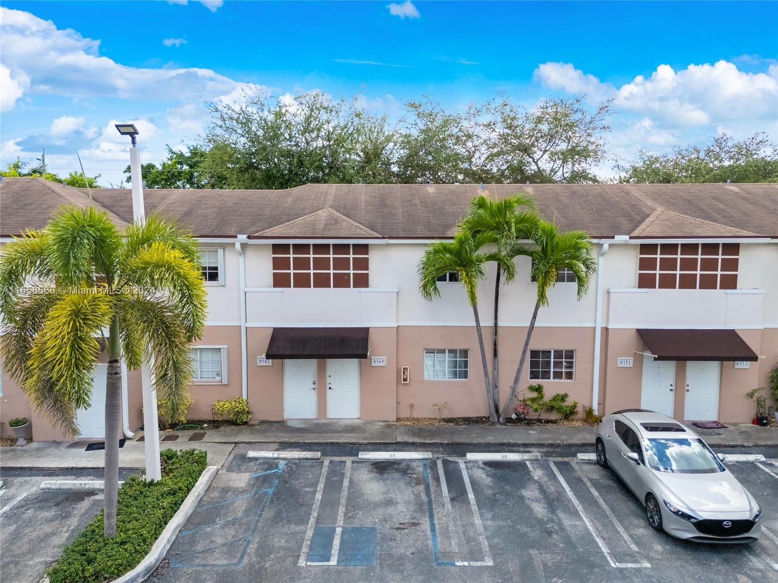 Real estate property located at 8569 109th Ave, Miami-Dade, KENDALL PALMS A CONDO, Miami, FL