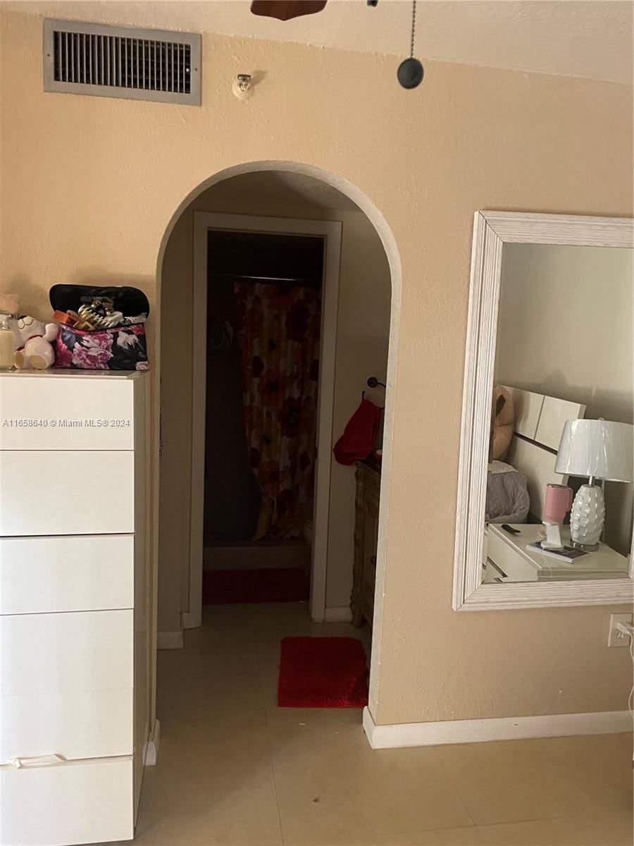 Real estate property located at 10661 108th Ave #3F, Miami-dade, The Prado Condo, Miami, FL