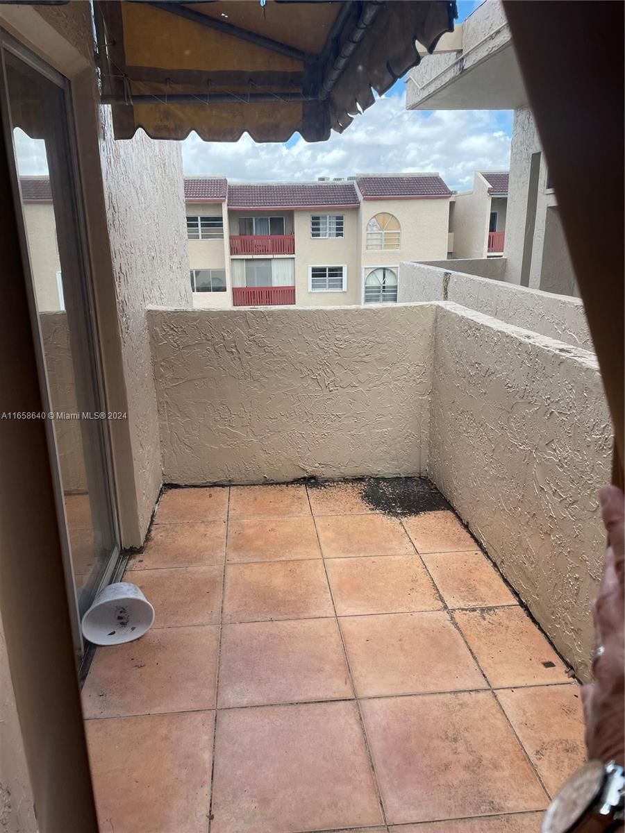 Real estate property located at 10661 108th Ave #3F, Miami-dade, The Prado Condo, Miami, FL