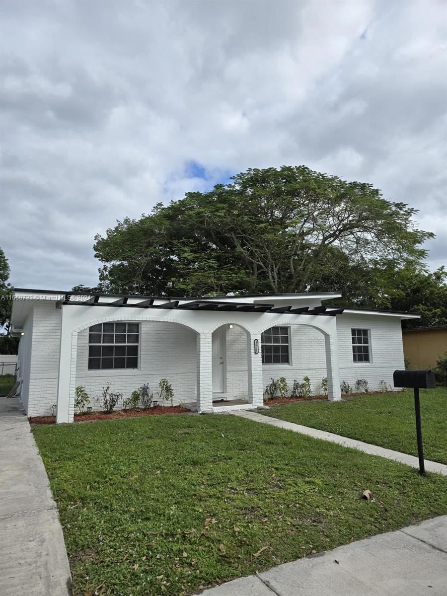 Real estate property located at 13725 4th Ct, Miami-Dade, NICHOLS HEIGHTS ADDN, North Miami, FL