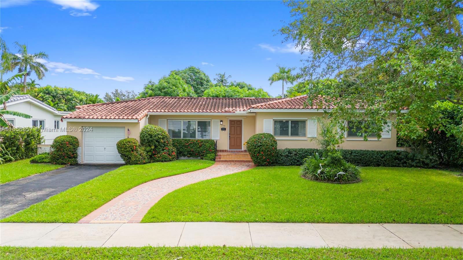 Real estate property located at 8315 61st Ave, Miami-Dade, WINDOVER GROVE, South Miami, FL