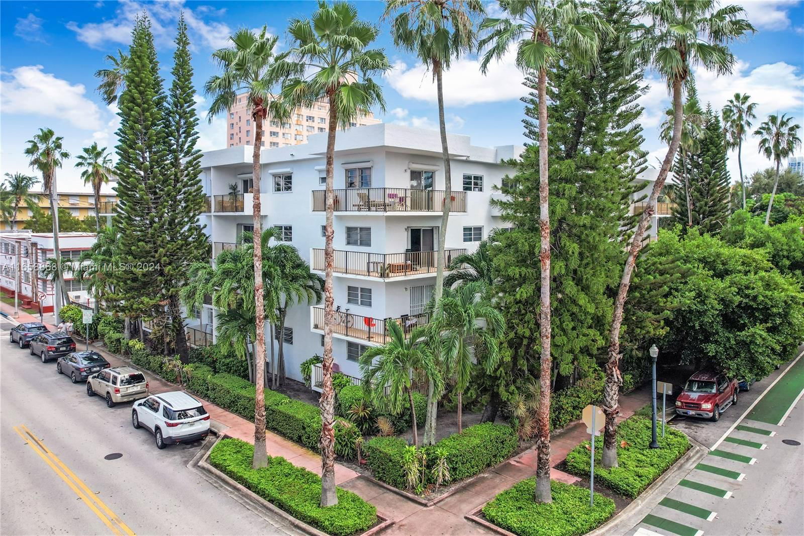 Real estate property located at 855 Euclid Ave #406, Miami-dade, Belvedere Gardens Condo, Miami Beach, FL