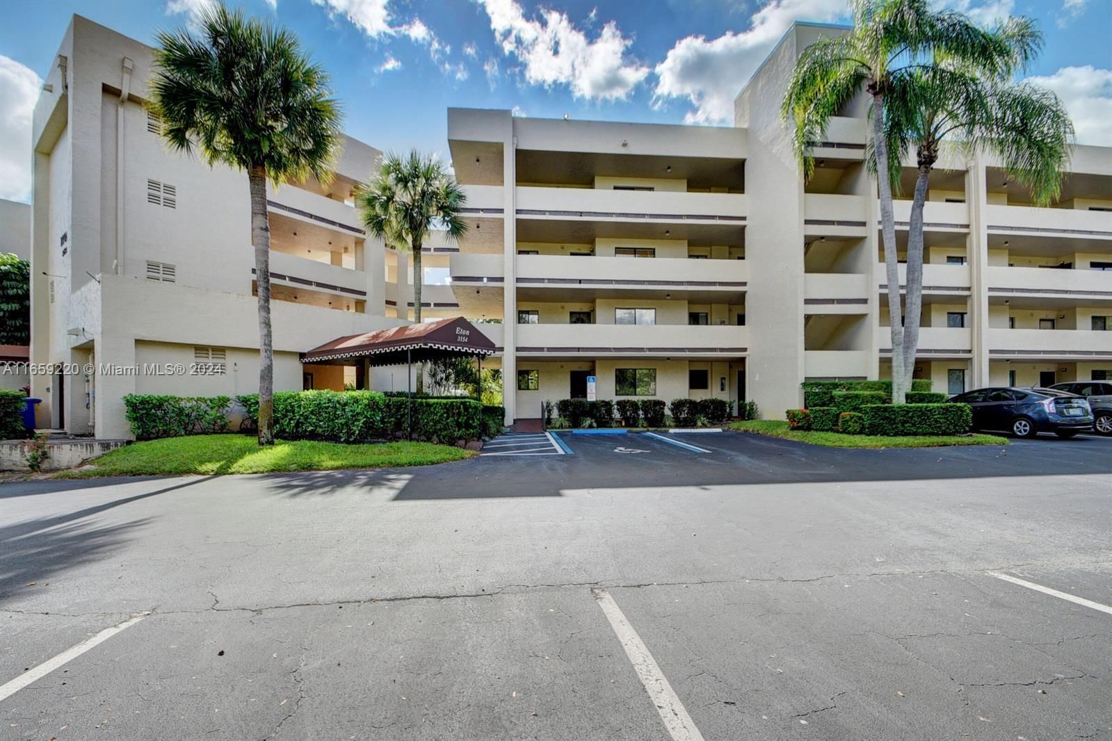 Real estate property located at 3154 Via Poinciana #308, Palm Beach, POINCIANA LAKES CONDO, Lake Worth, FL