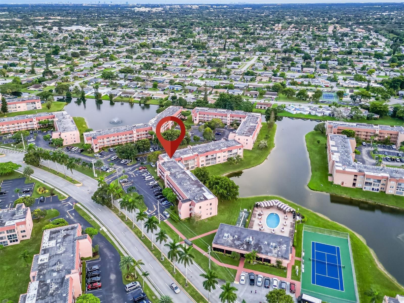 Real estate property located at 9480 Sunrise Lakes Blvd #210, Broward, SUNRISE LAKES 133 CONDO, Sunrise, FL