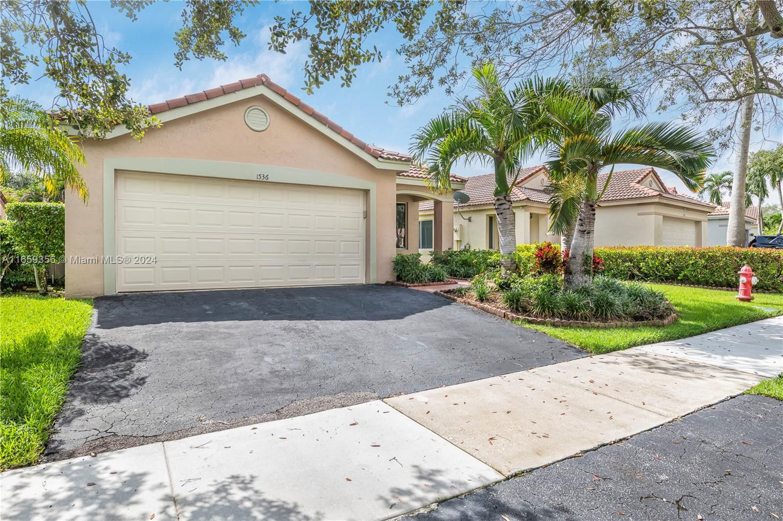 Real estate property located at 1536 Mira Vista Cir, Broward, SECTORS 3 & 4 BOUNDARY PL, Weston, FL