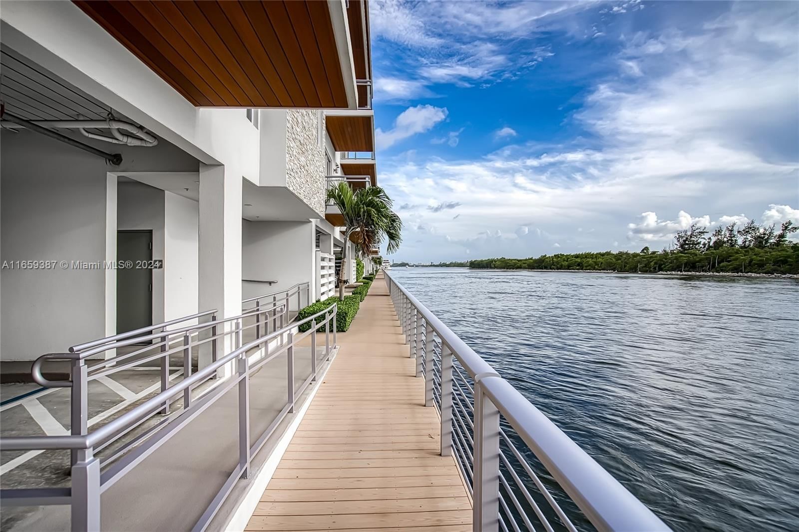 Real estate property located at , Broward, Seaside Village West Cond, Hollywood, FL