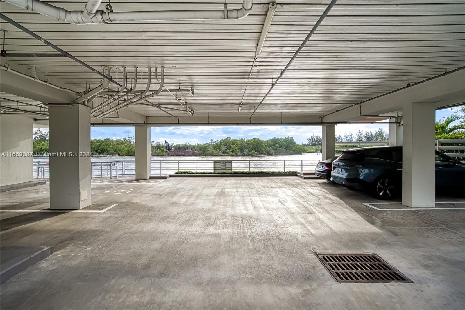 Real estate property located at , Broward, Seaside Village West Cond, Hollywood, FL