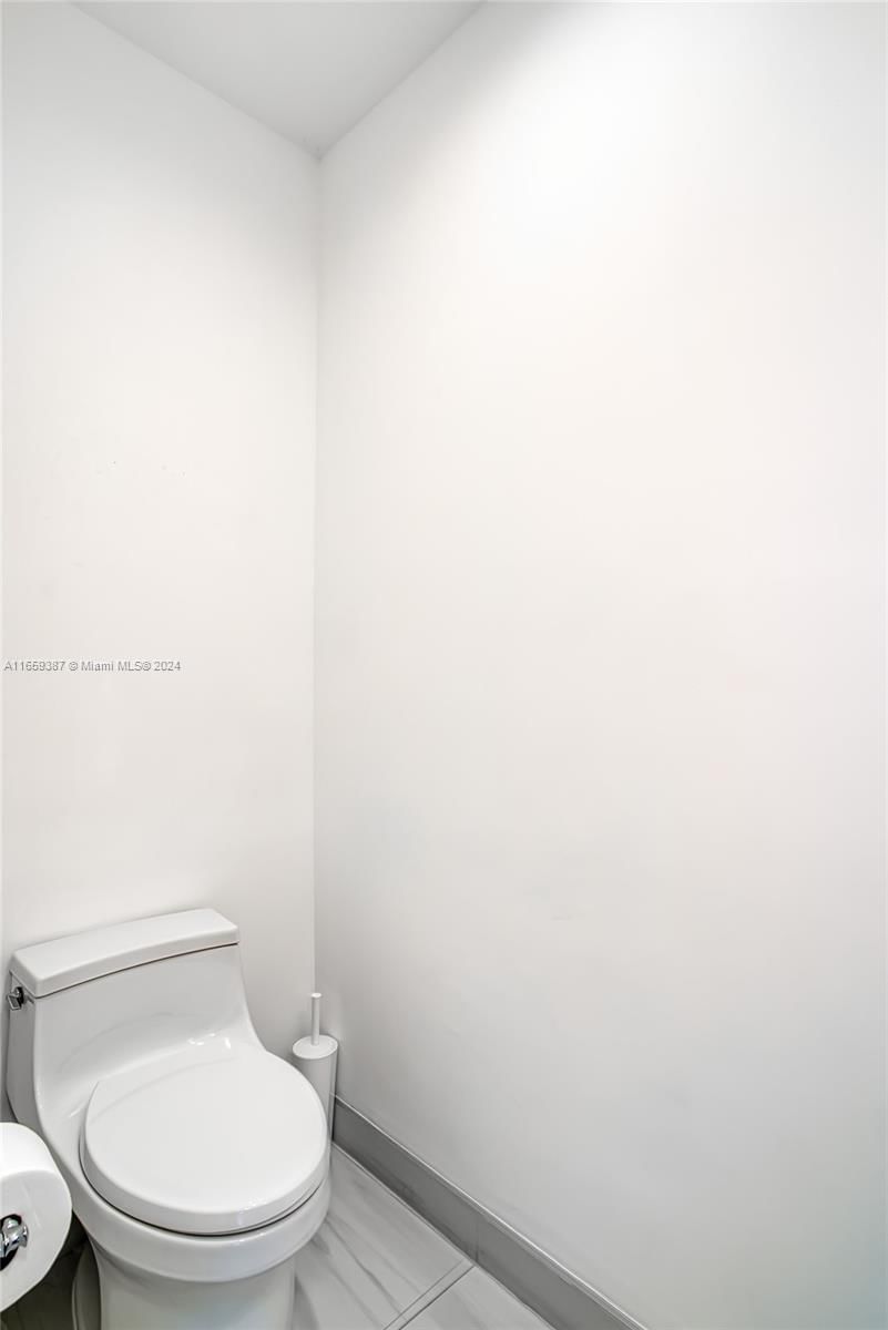 Real estate property located at , Broward, Seaside Village West Cond, Hollywood, FL