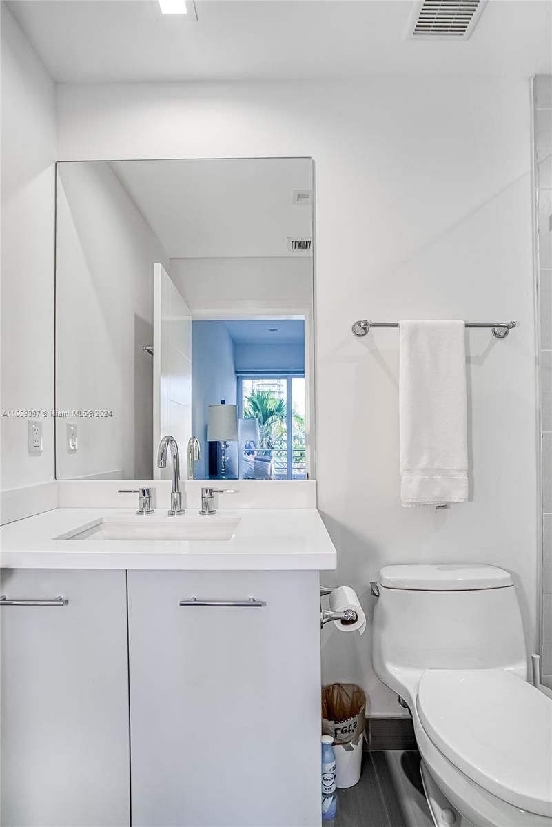 Real estate property located at , Broward, Seaside Village West Cond, Hollywood, FL