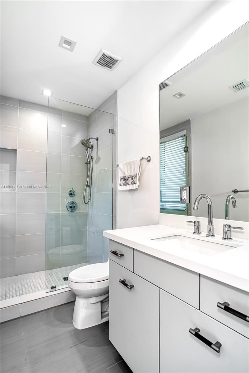 Real estate property located at , Broward, Seaside Village West Cond, Hollywood, FL