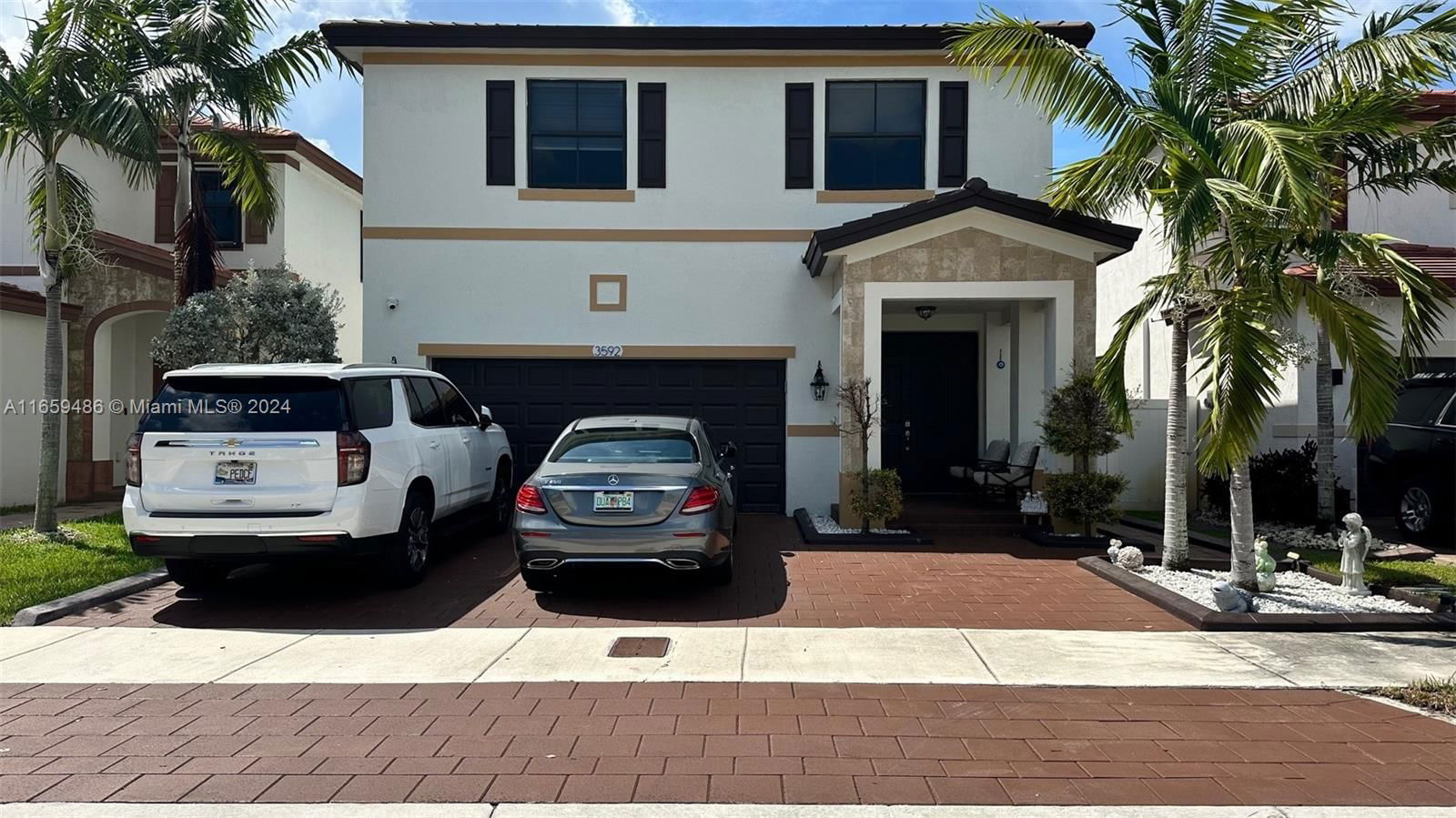 Real estate property located at 3592 104th Ter, Miami-Dade, AQUABELLA SECTION TWO, Hialeah, FL