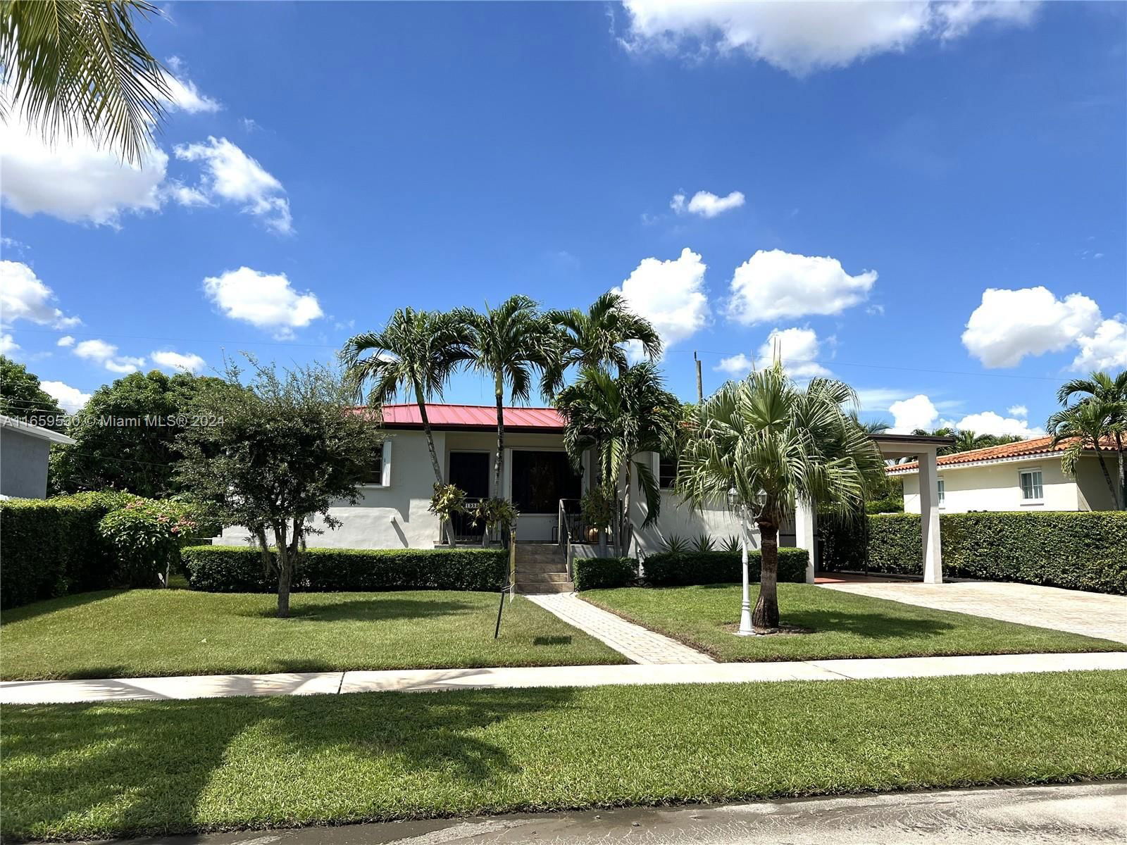 Real estate property located at 1922 82nd Ct, Miami-Dade, MIRACLE MANOR, Miami, FL