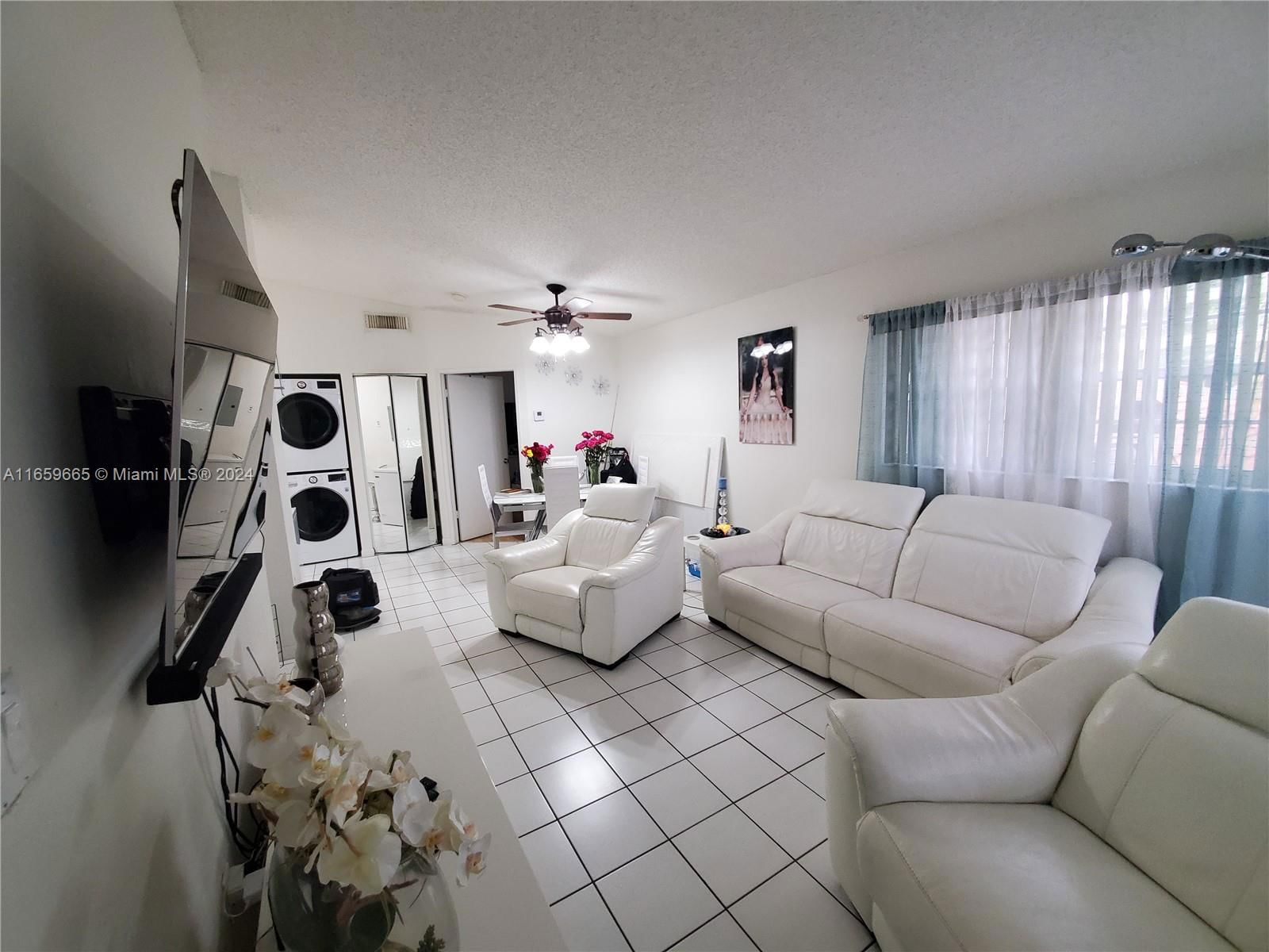 Real estate property located at 15328 77th Ln #203, Miami-Dade, POINT LAKE CONDO IV, Miami, FL