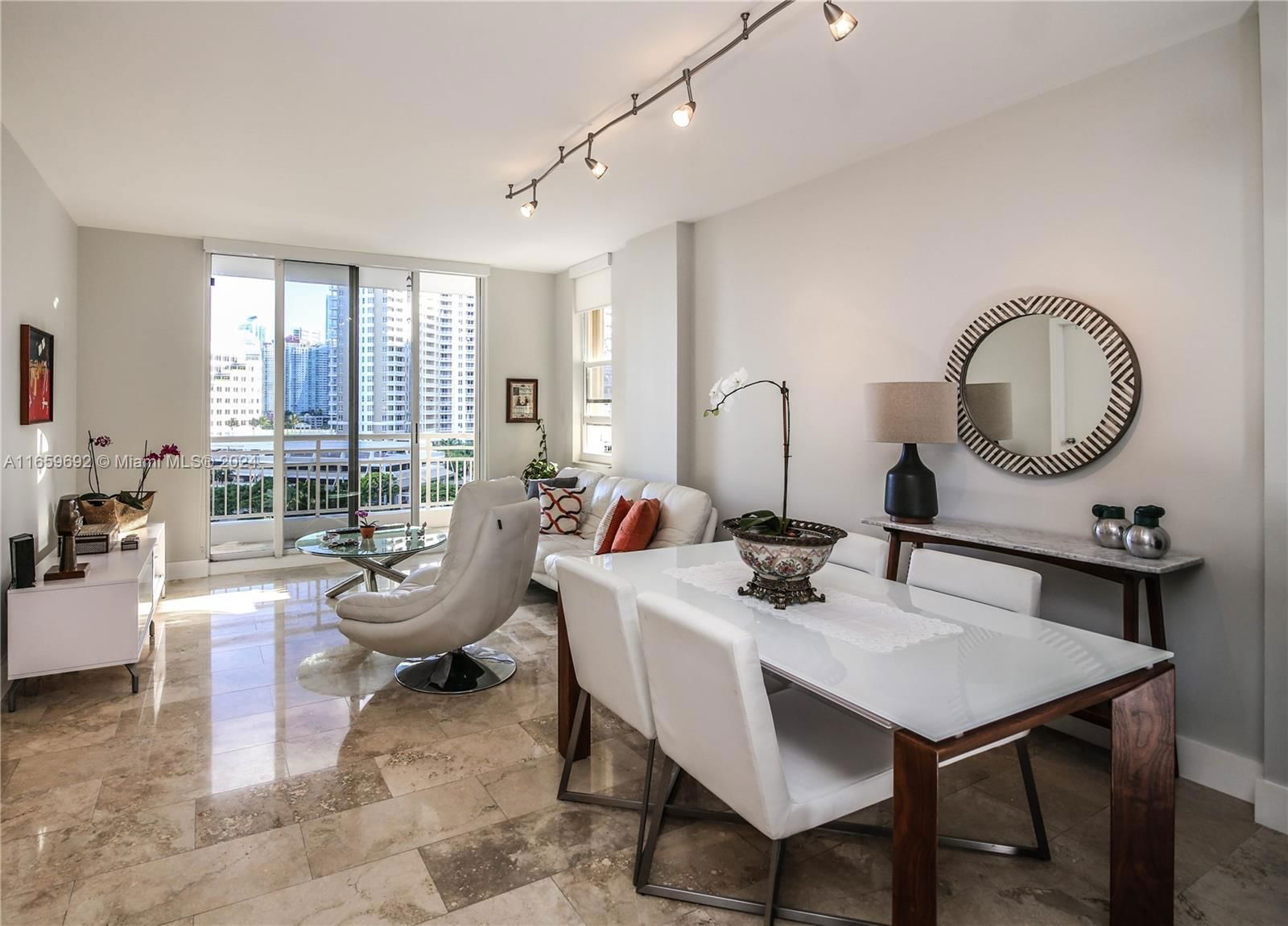 Real estate property located at 888 Brickell Key Dr #902, Miami-Dade, ONE TEQUESTA POINT CONDO, Miami, FL