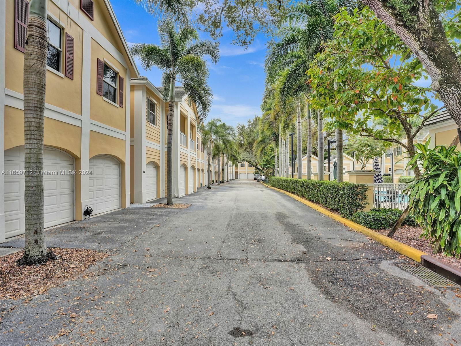 Real estate property located at 511 18th Ave #6, Broward, RIVERSIDE NO 2, Fort Lauderdale, FL