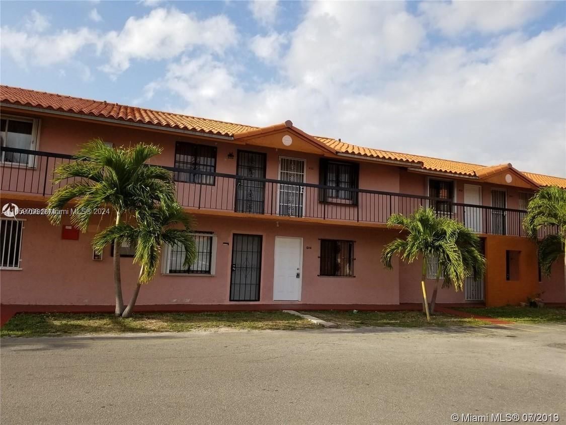 Real estate property located at 2170 60th St #16107, Miami-Dade, HIALEAH CLUB VILLAS CONDO, Hialeah, FL