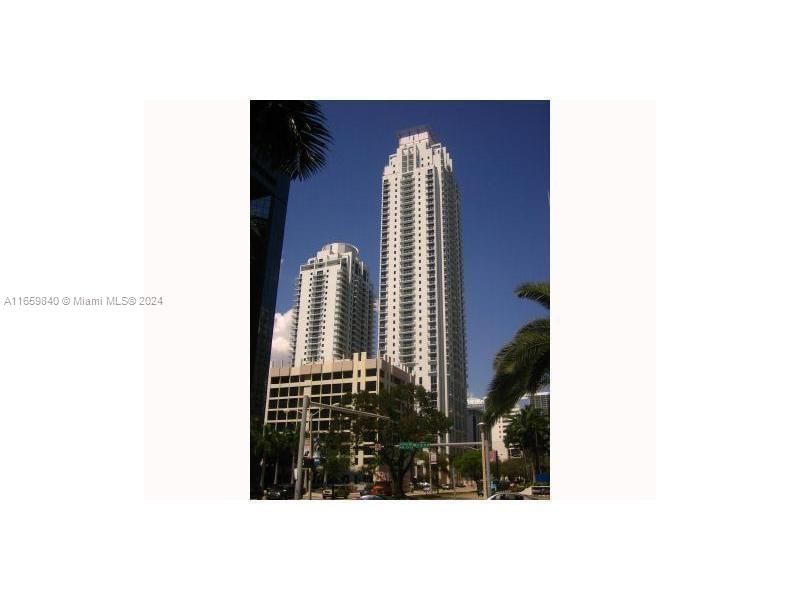 Real estate property located at 1050 BRICKELL AV #202, Miami-Dade, 1060 BRICKELL CONDO, Miami, FL