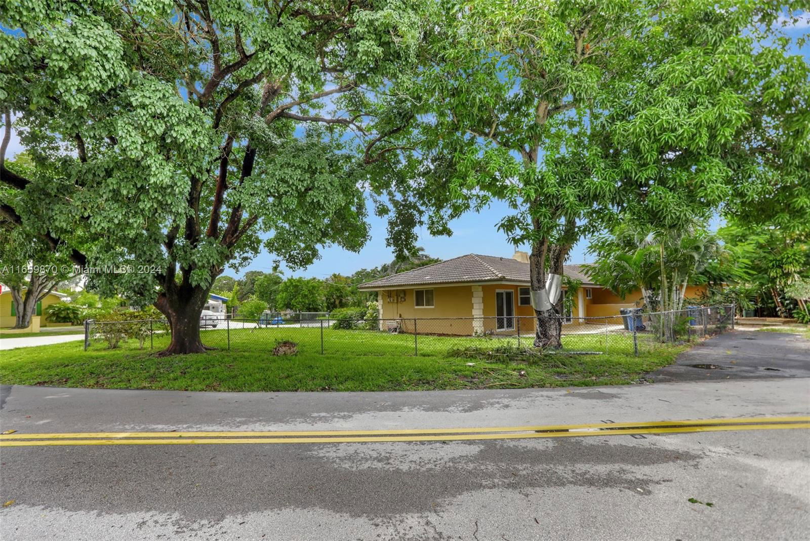 Real estate property located at 1699 33rd St, Broward, OAKLAND PARK SECOND ADD, Oakland Park, FL