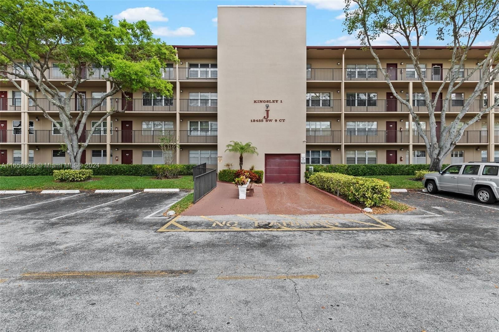 Real estate property located at 13455 9th Ct #301J, Broward, KINGSLEY AT CENTURY VILLA, Pembroke Pines, FL