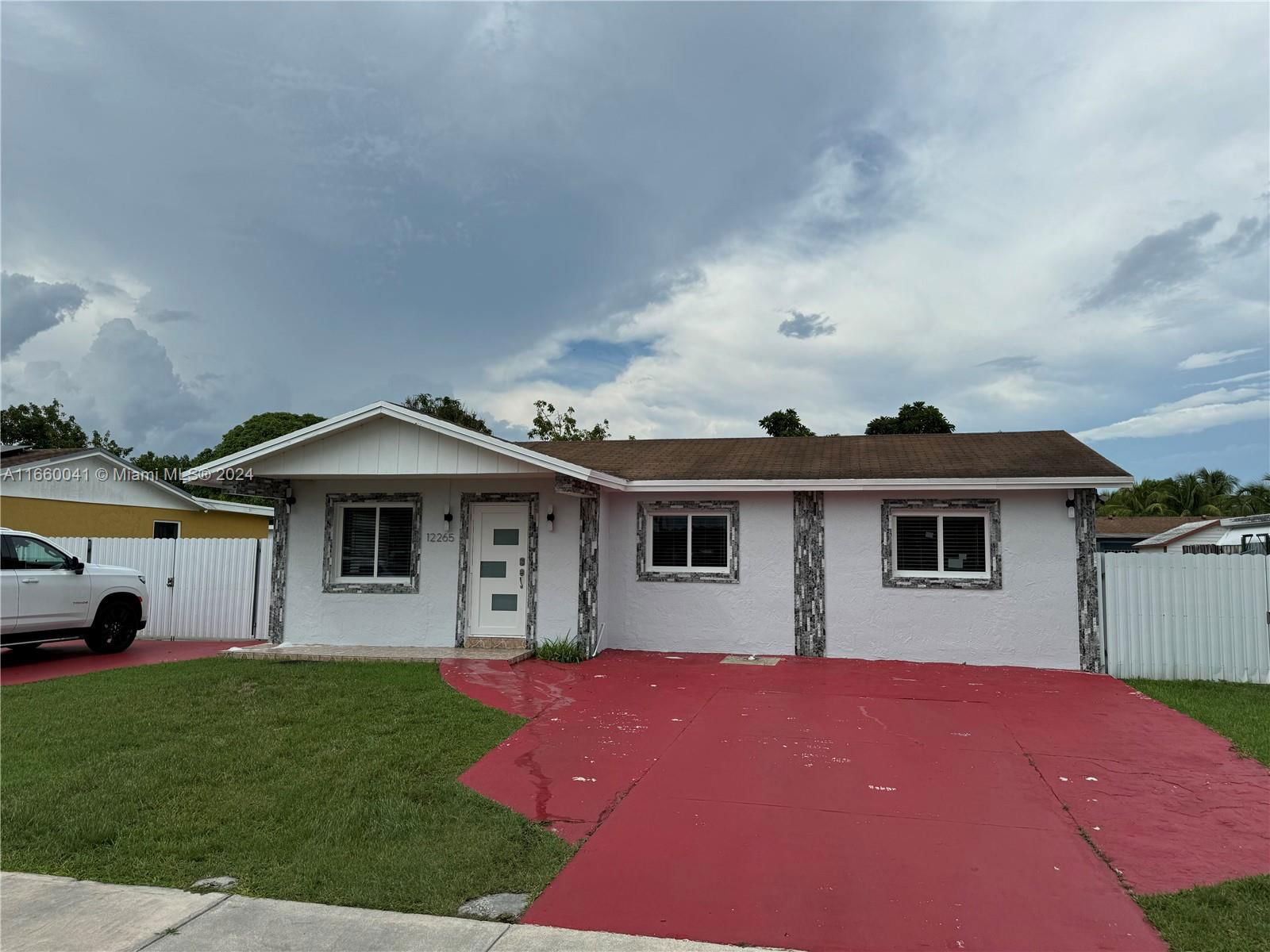 Real estate property located at 12265 187th Ter, Miami-Dade, EUREKA MANOR SEC 2, Miami, FL