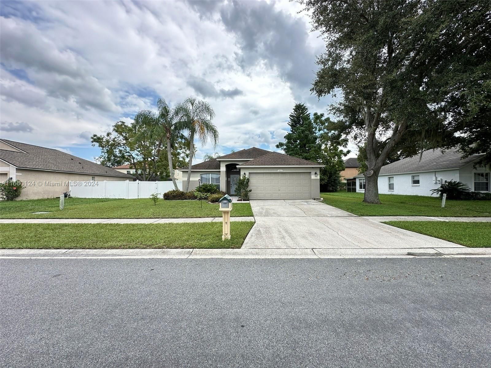 Real estate property located at 5421 Watson Rd, Hillsborough, RANDOM OAKS PH 2 UNIT 2, Riverview, FL