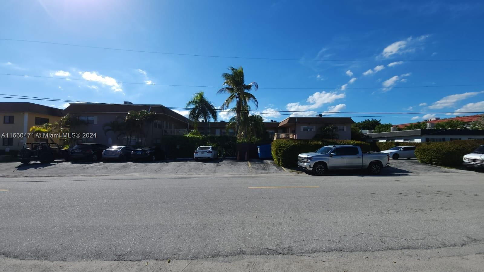 Real estate property located at 241 9th Ave #202, Broward, OCEAN DRIVE ESTATES CONDO, Pompano Beach, FL