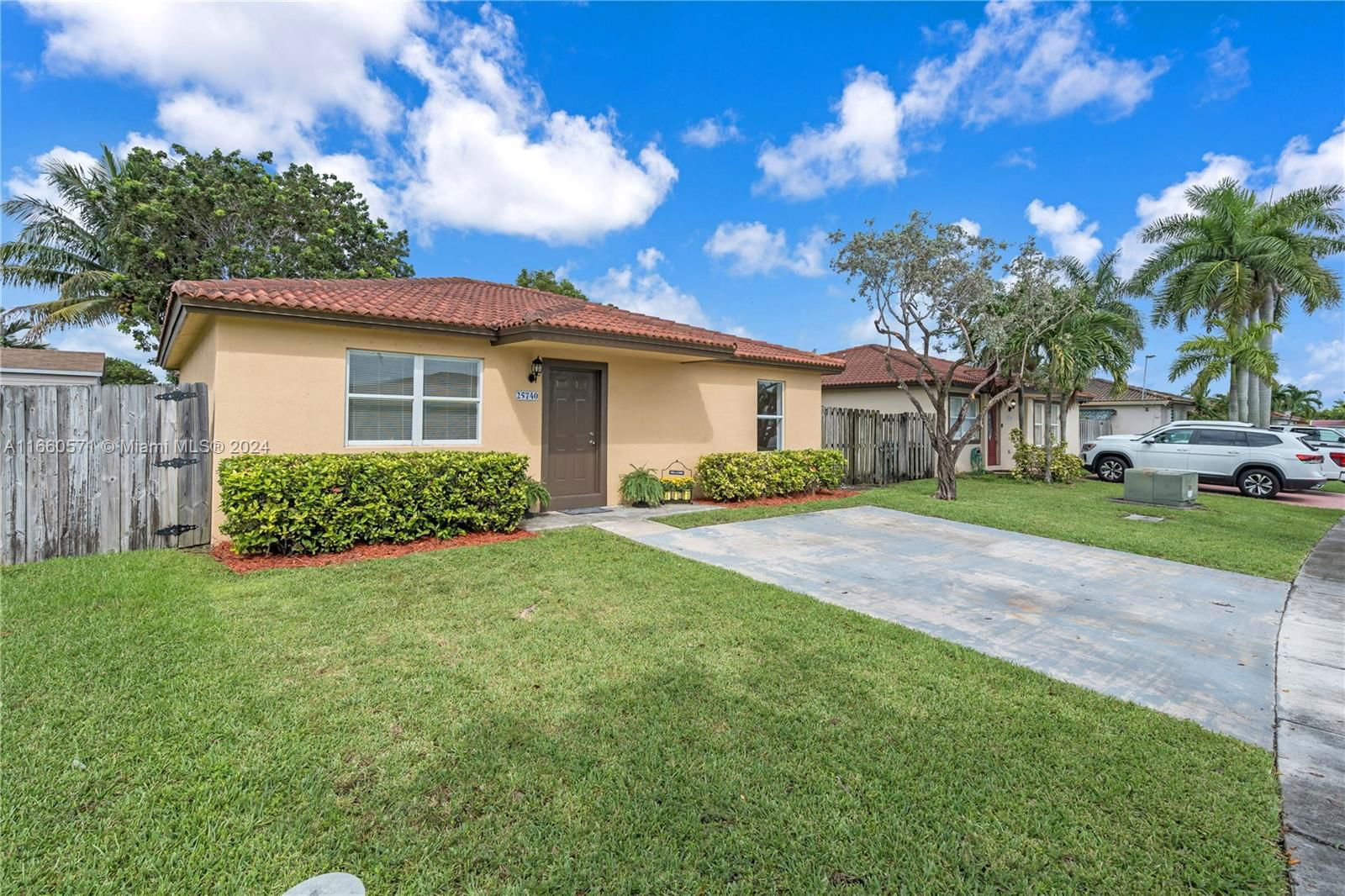 Real estate property located at 25740 127th Pl, Miami-Dade, CEDAR CREEK 1ST ADDN, Homestead, FL