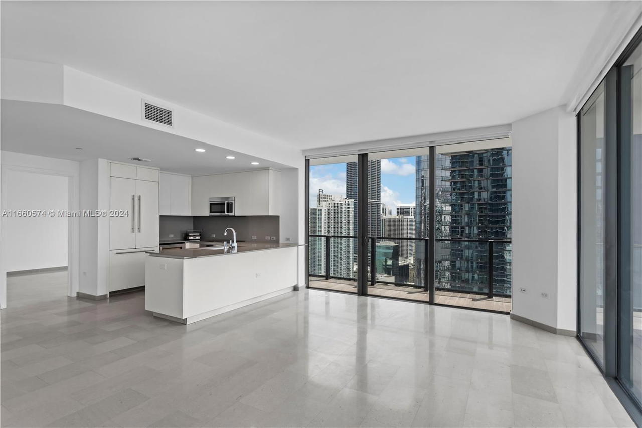 Real estate property located at 68 6 St #3102, Miami-dade, Reach Condo, Miami, FL